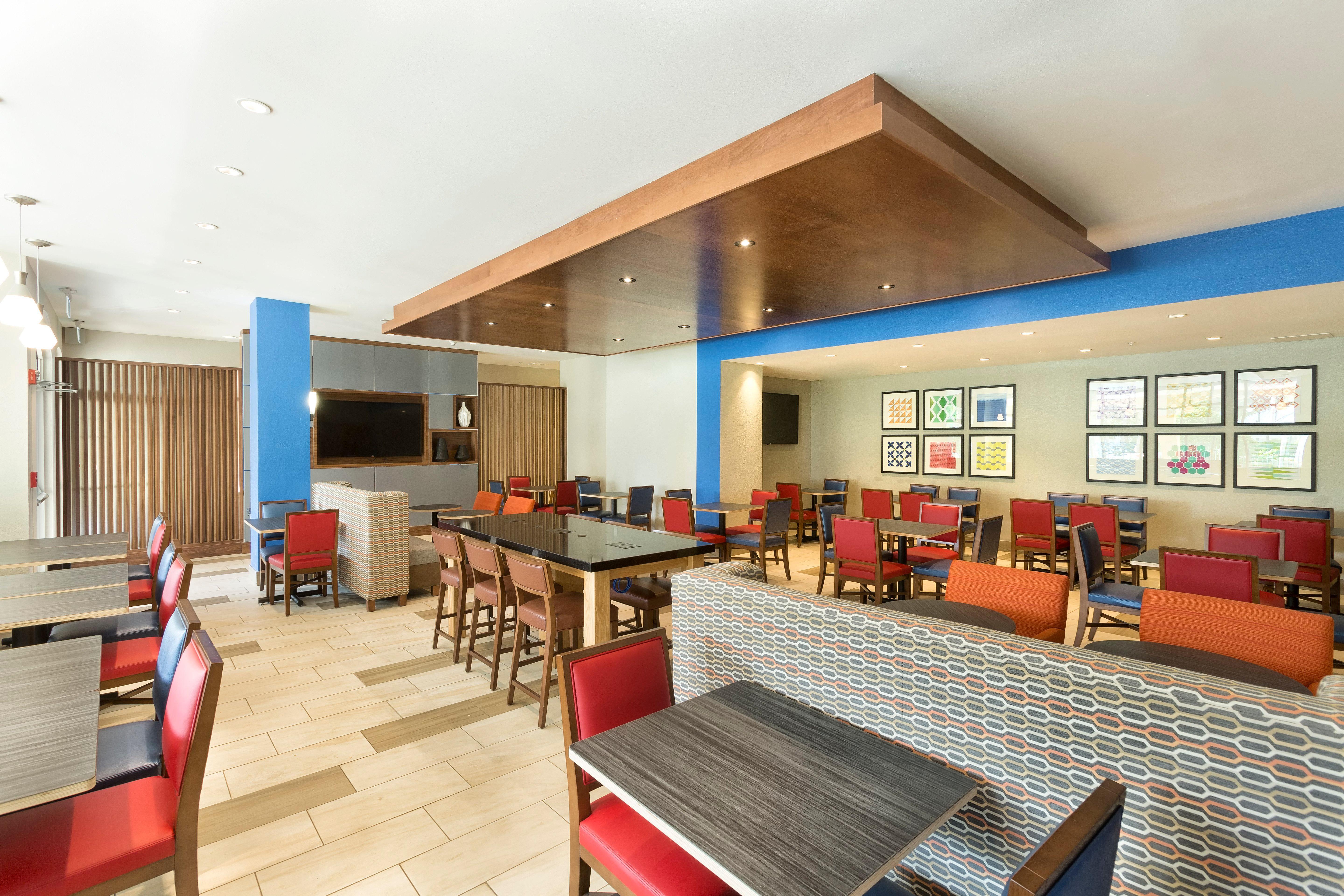 Holiday Inn Express & Suites S Lake Buena Vista By Ihg Киссимми Экстерьер фото