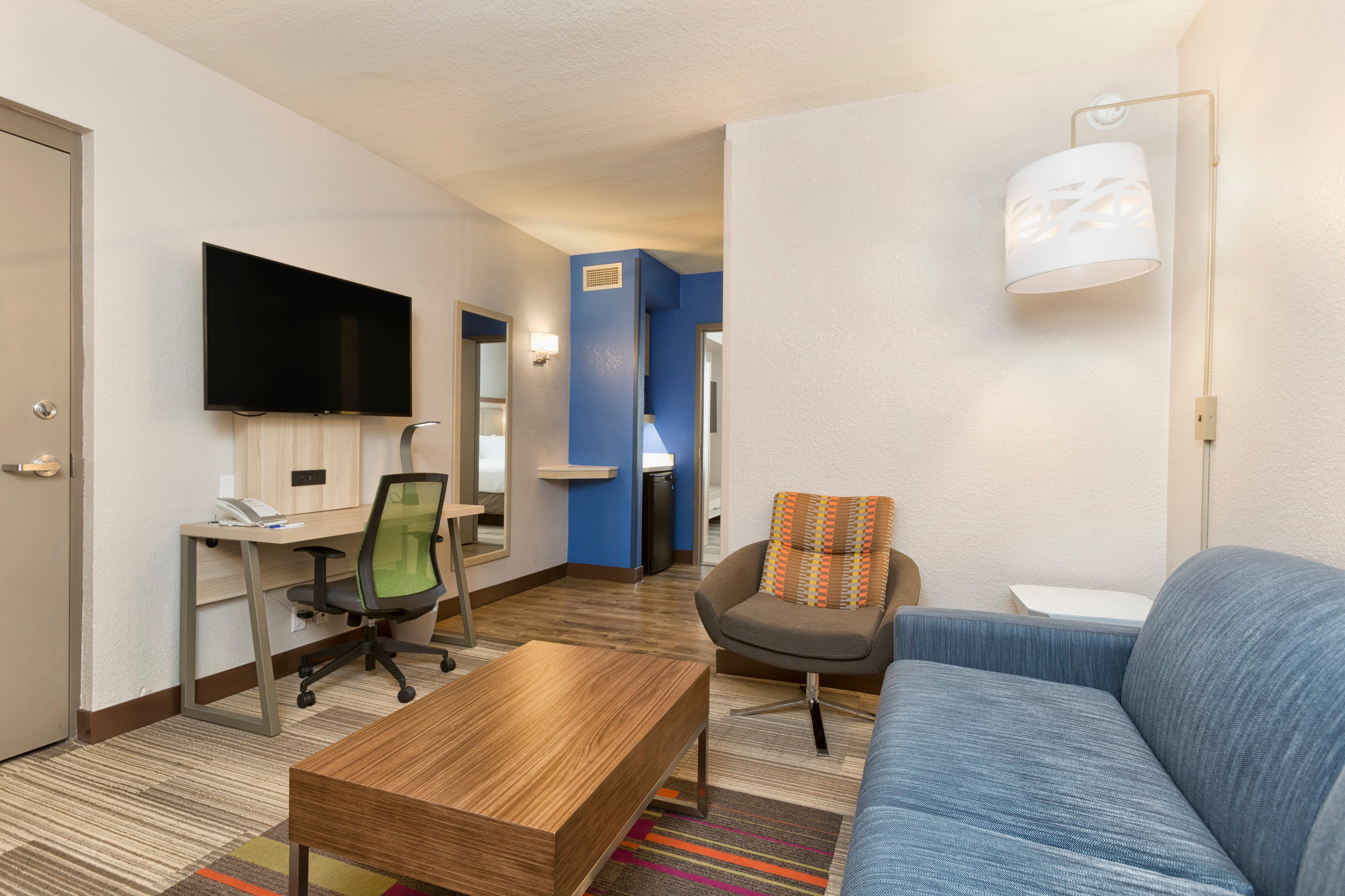 Holiday Inn Express & Suites S Lake Buena Vista By Ihg Киссимми Экстерьер фото