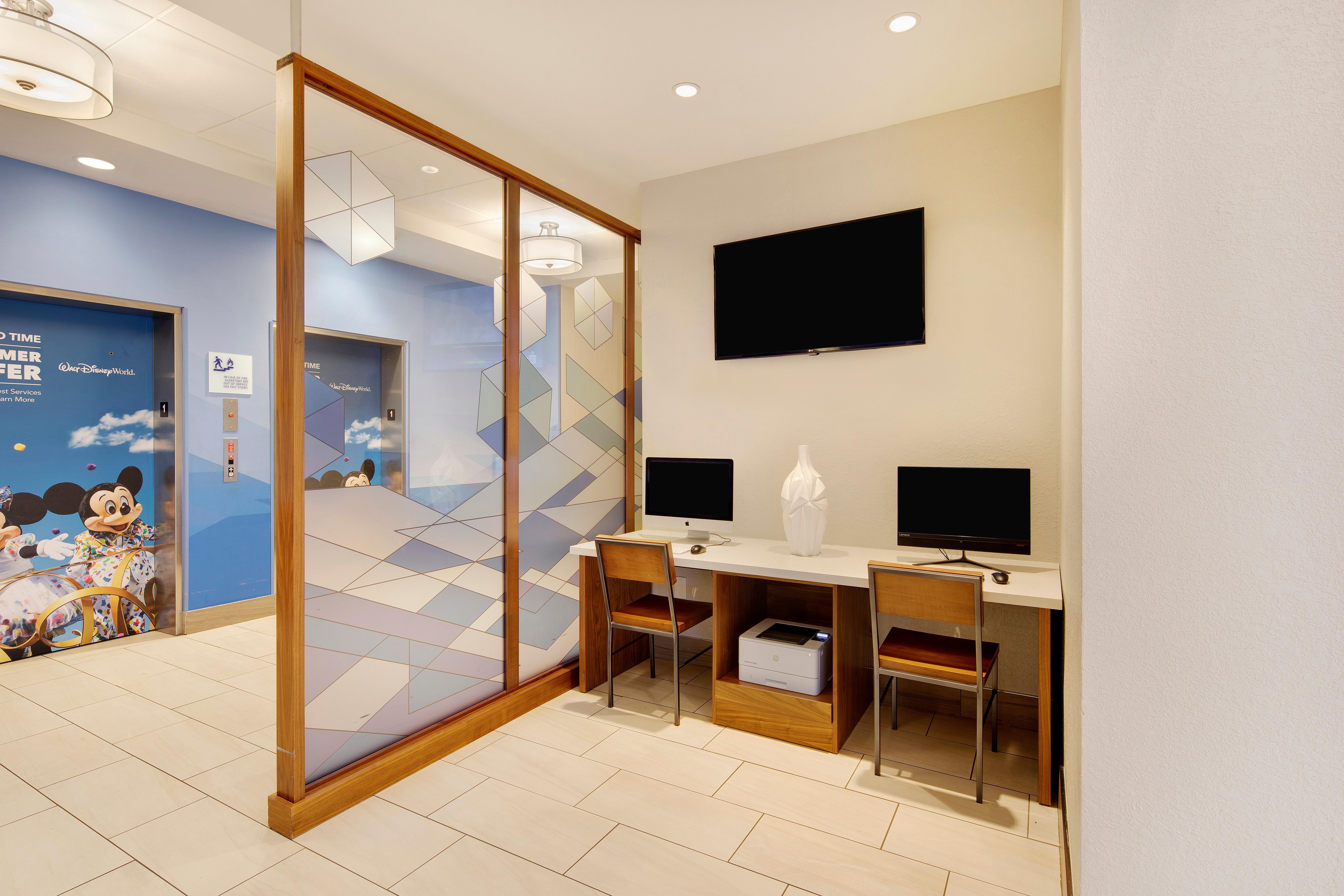 Holiday Inn Express & Suites S Lake Buena Vista By Ihg Киссимми Экстерьер фото