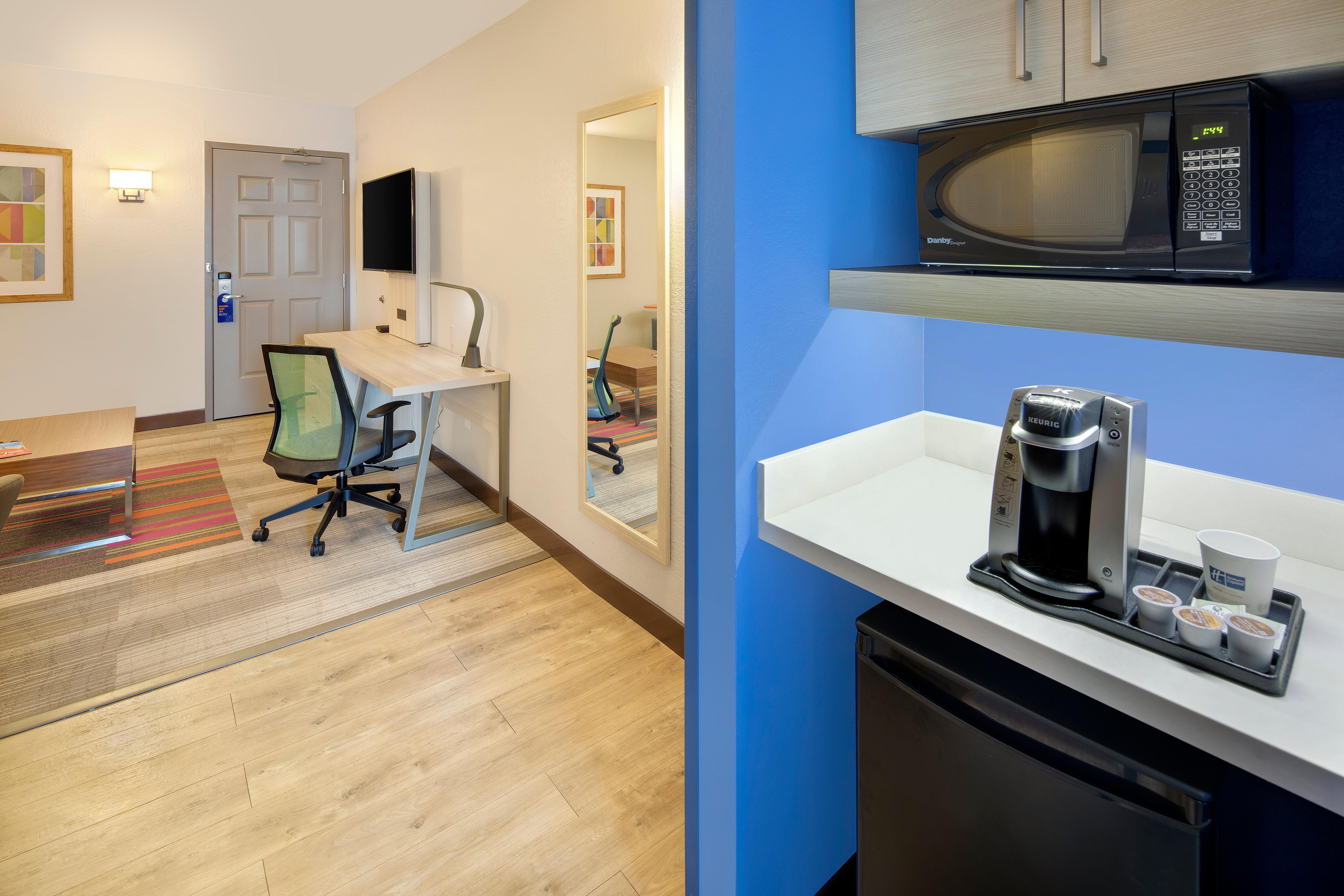 Holiday Inn Express & Suites S Lake Buena Vista By Ihg Киссимми Экстерьер фото